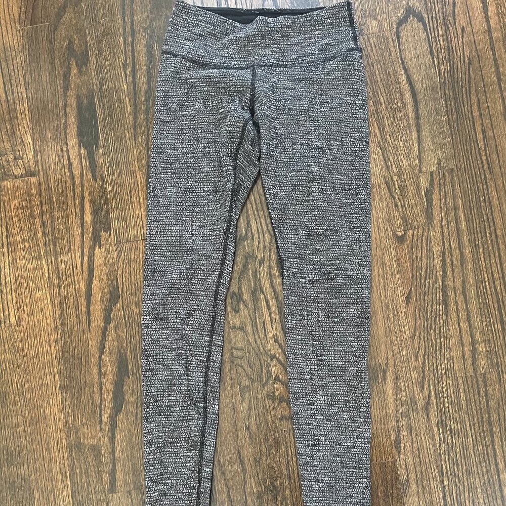 Lululemon Speckled Print Leggings Size 4